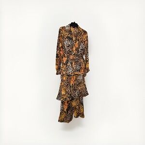 Beulah Style Animal Print Ruffle Tiered Long Sleeve Dress  Size Med Vacay